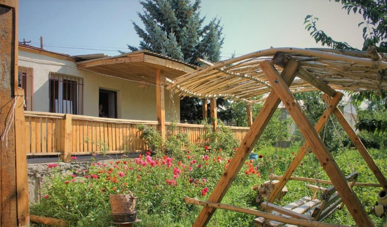 Armen'S B&B Sewan Exterior foto